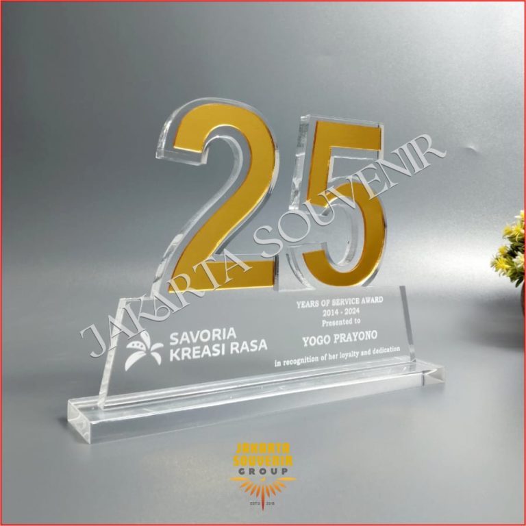 Plakat Akrilik Penghargaan Karyawang 25 tahun